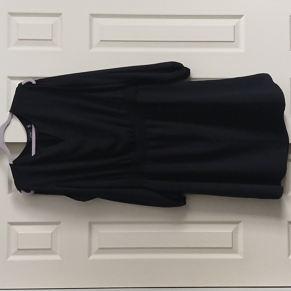 Womans apt 9 black dress